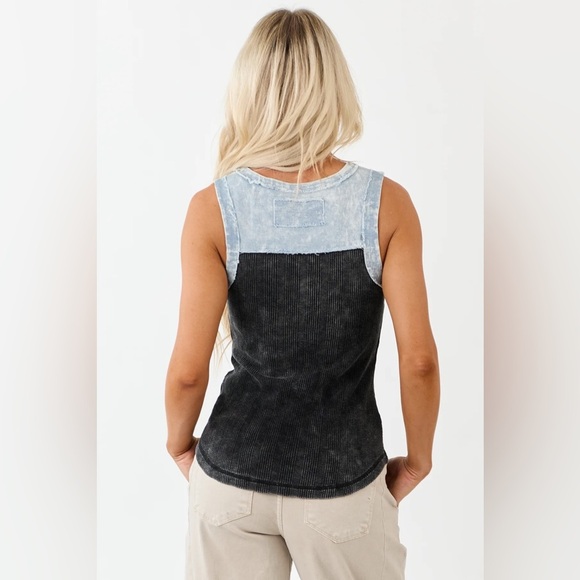 NWT Knit Textured Denim Contrast Trim Patch Back Henley Tank Top Black Shirt - Picture 7 of 8